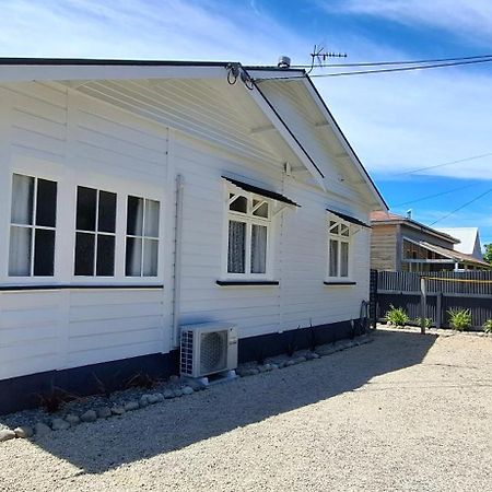 Character 1-Bedroom Unit Masterton Exterior photo