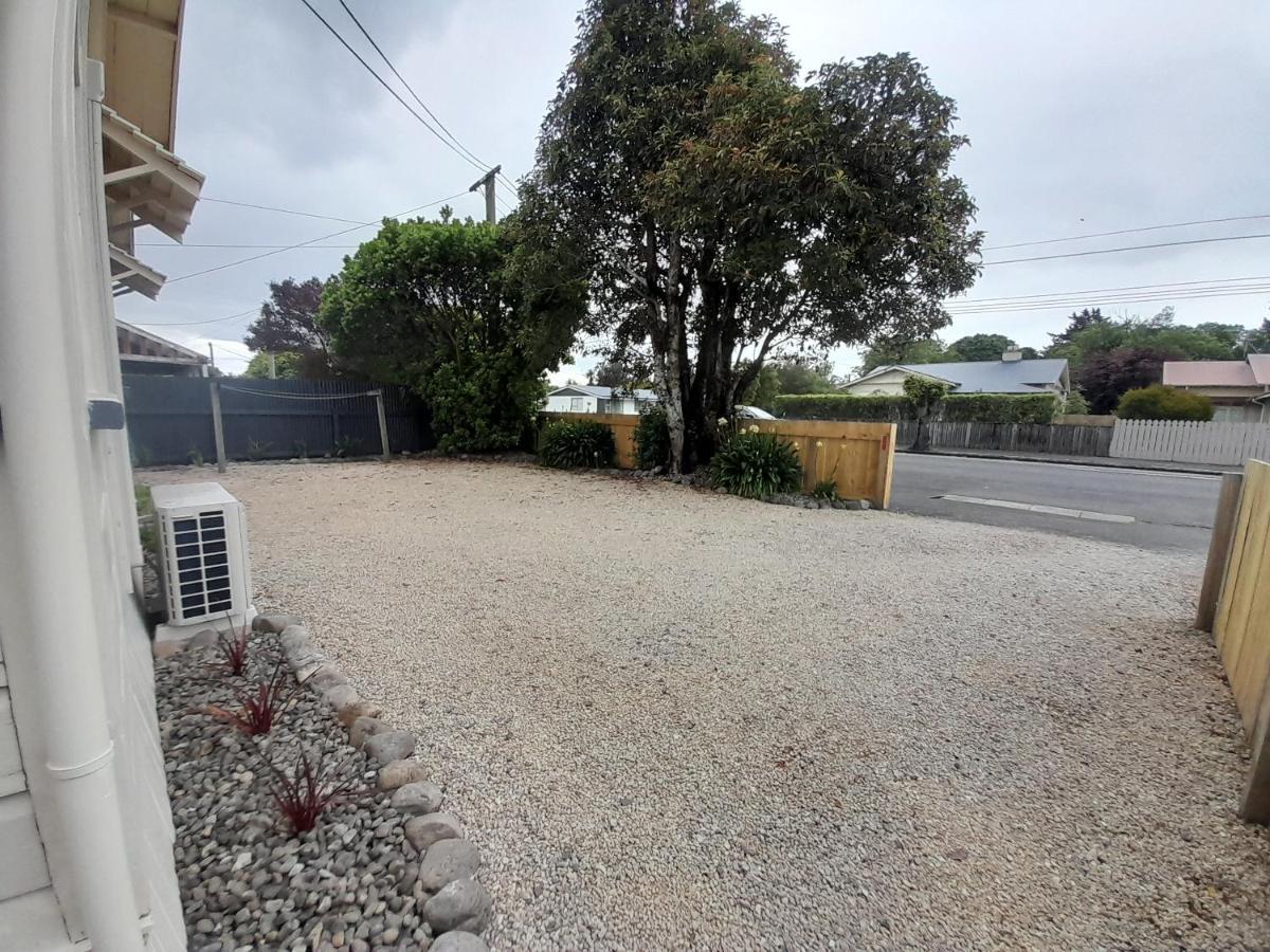 Character 1-Bedroom Unit Masterton Exterior photo
